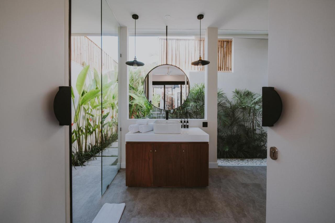 New 4 Bedroom 5 Min Walk To Berawa Beach Enclosed Livng Canggu Exteriér fotografie