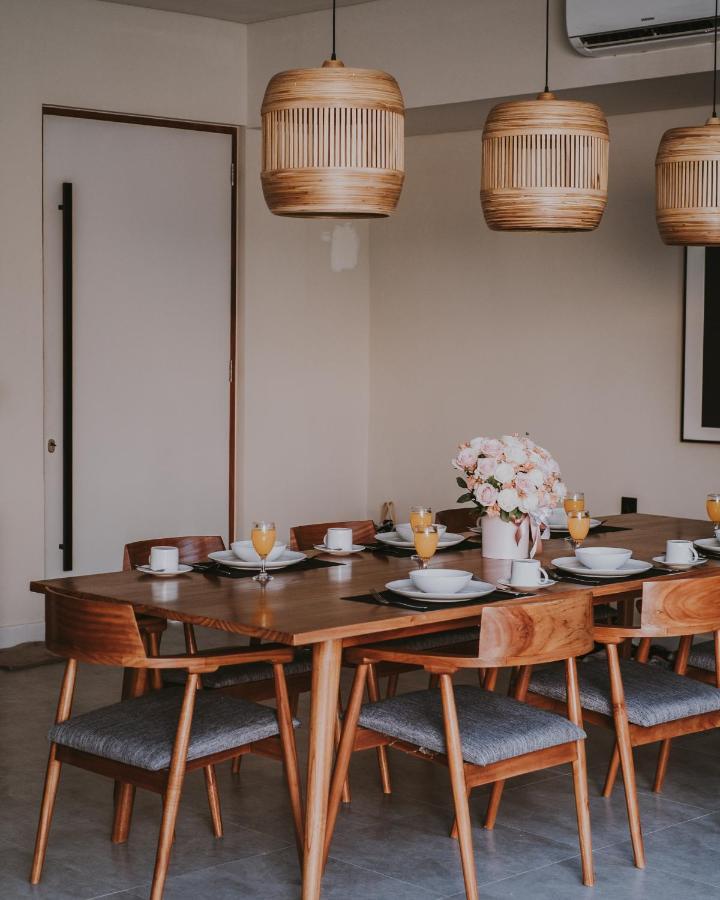 New 4 Bedroom 5 Min Walk To Berawa Beach Enclosed Livng Canggu Exteriér fotografie